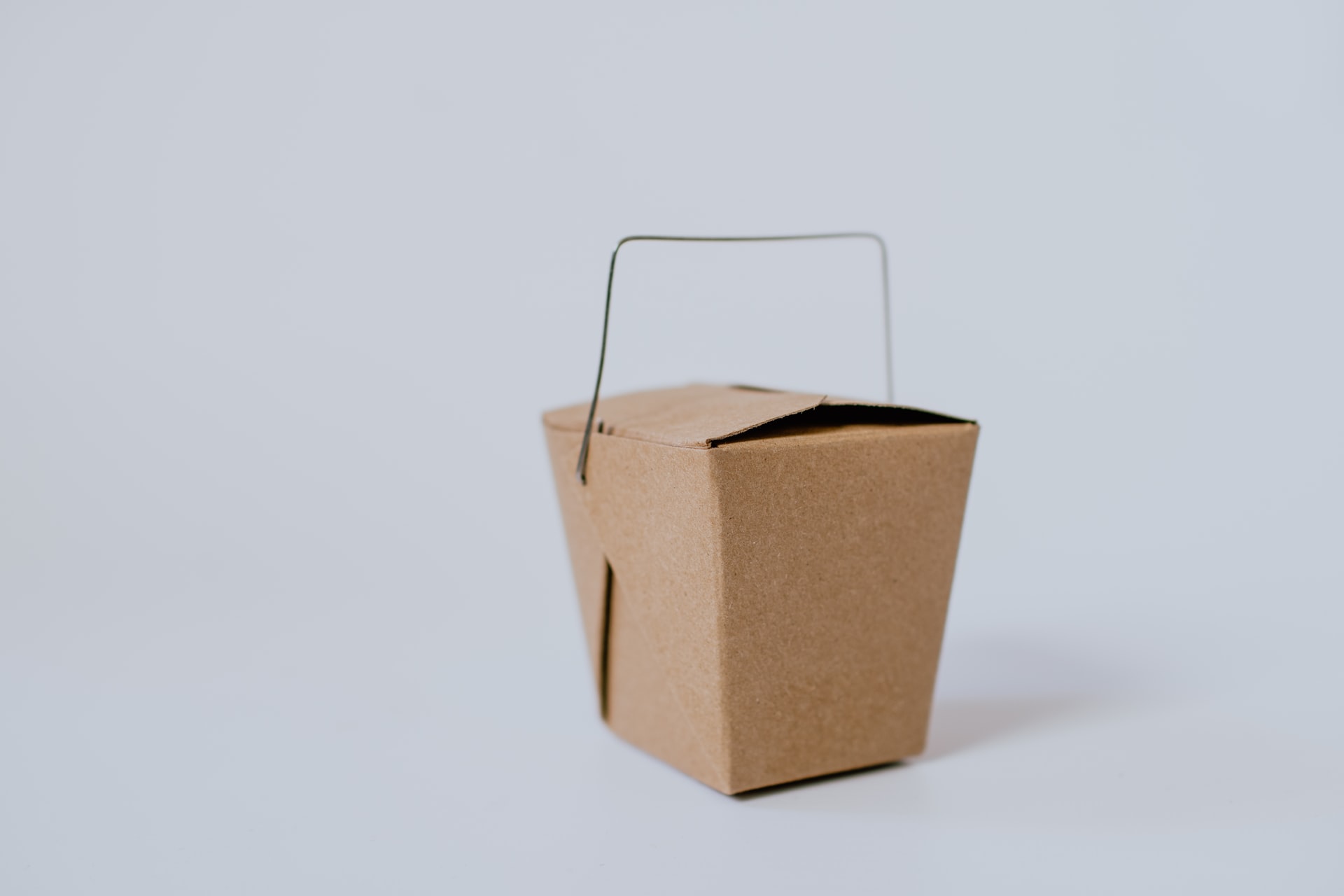 Takeout container
