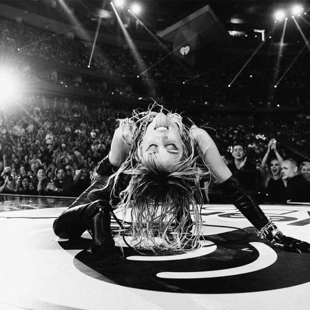 Miley Cyrus recording a Metallica covers album