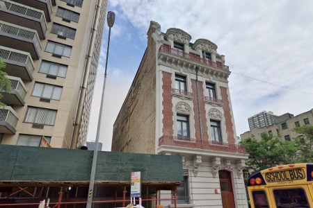 New York Review of Books Buys Milton Glaser’s Townhouse