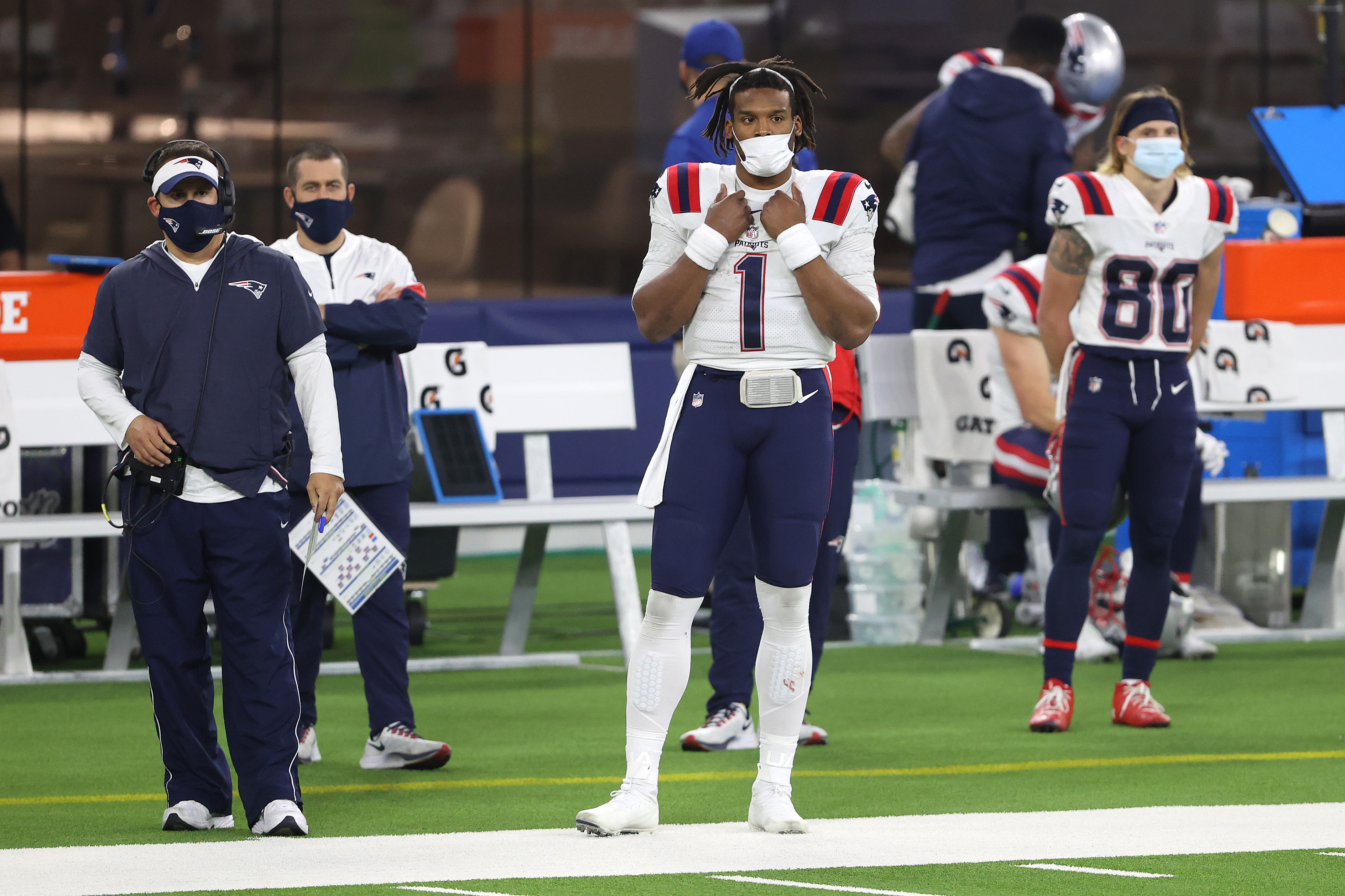 Rams Blow Out Patriots 24-3, Cam Newton Benched in Loss