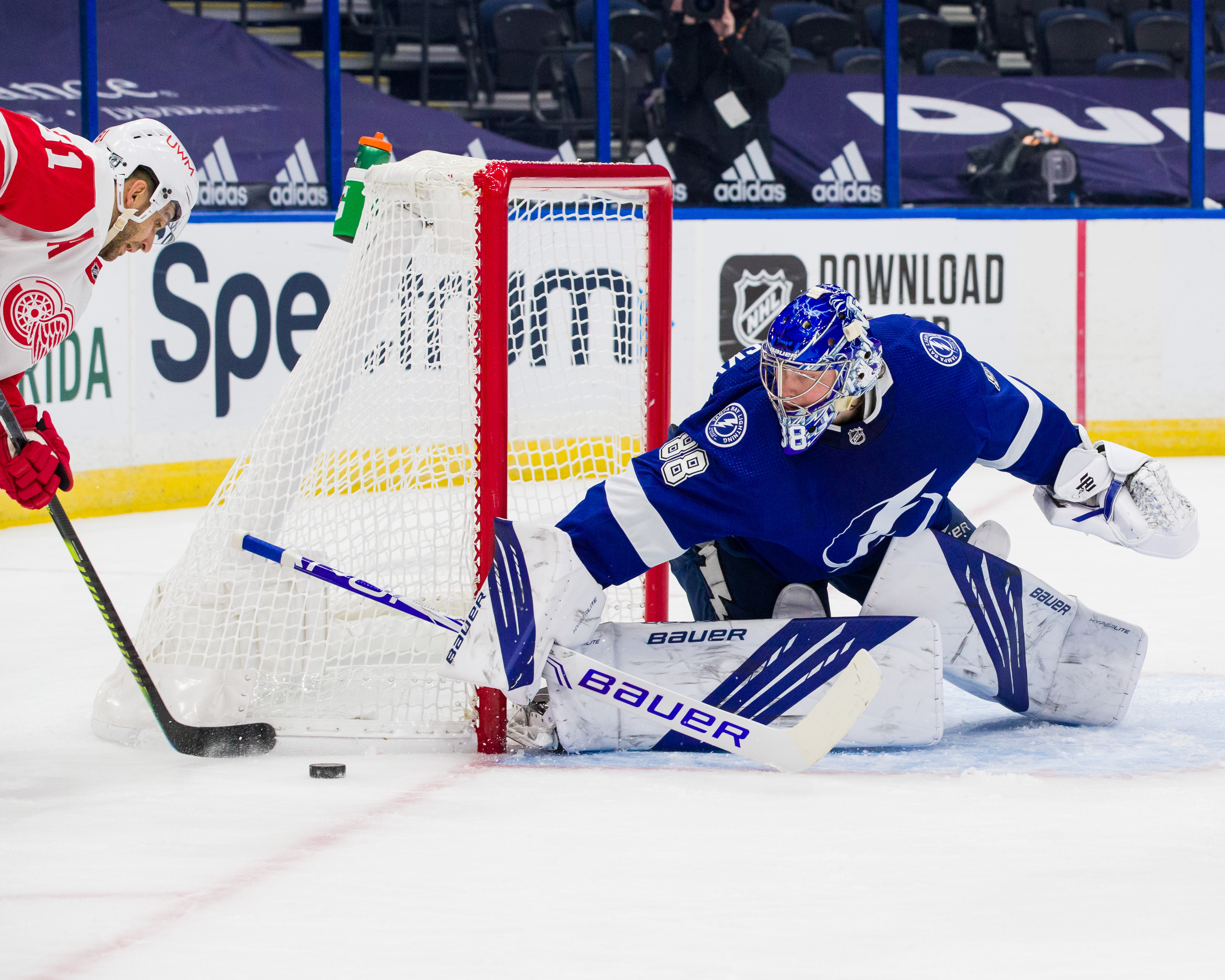 The Hypothetical Rule Changes That Could Fix the NHL's Goaltending Problem
