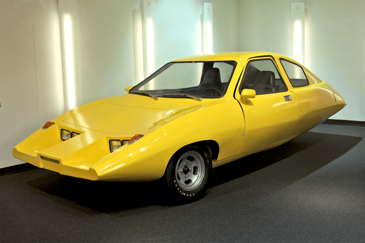 The Dale car from Twentieth Century Motor Car Corporation
