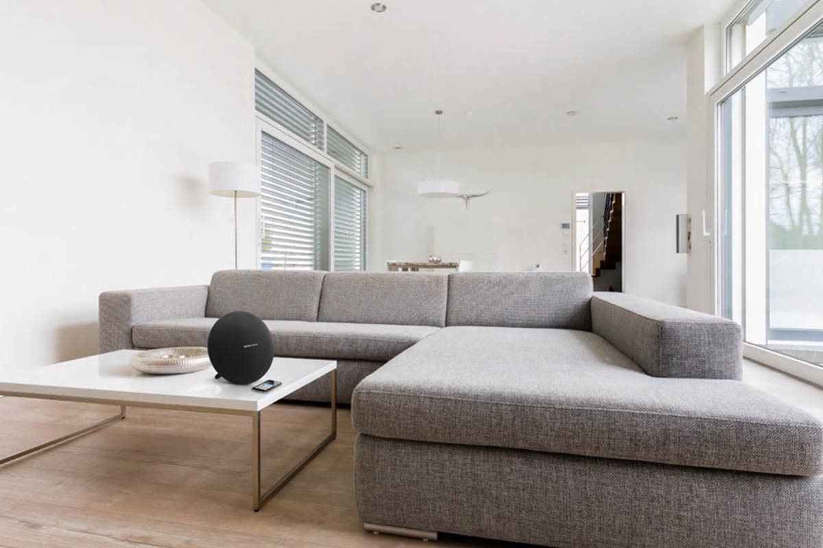 Harman Kardon Onyx Studio 4
