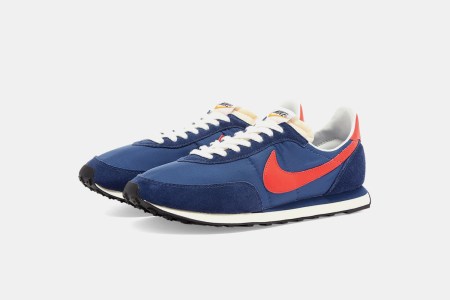 nike waffle trainer