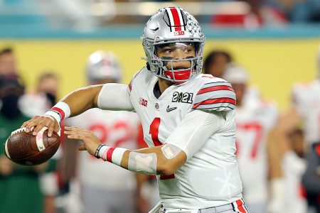 QB Justin Fields