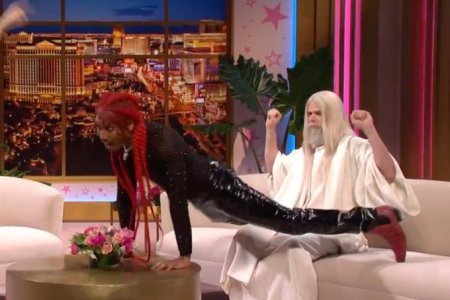 SNL Lapdance