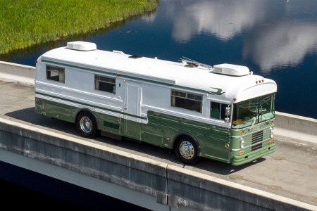 Forget Winnebago, This Rare Blue Bird Wanderlodge Is the Retro RV You Want