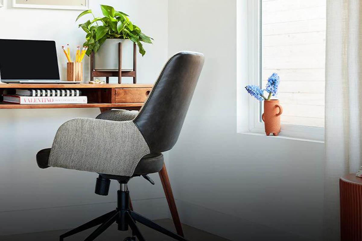 The Pasadena Desk from Apt2B