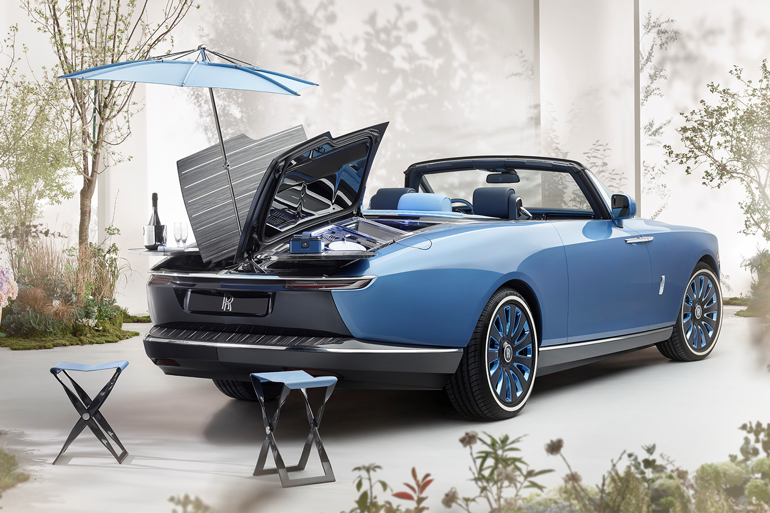 The back end of the Rolls-Royce Boat Tail opens up to reveal a "hosting suite"