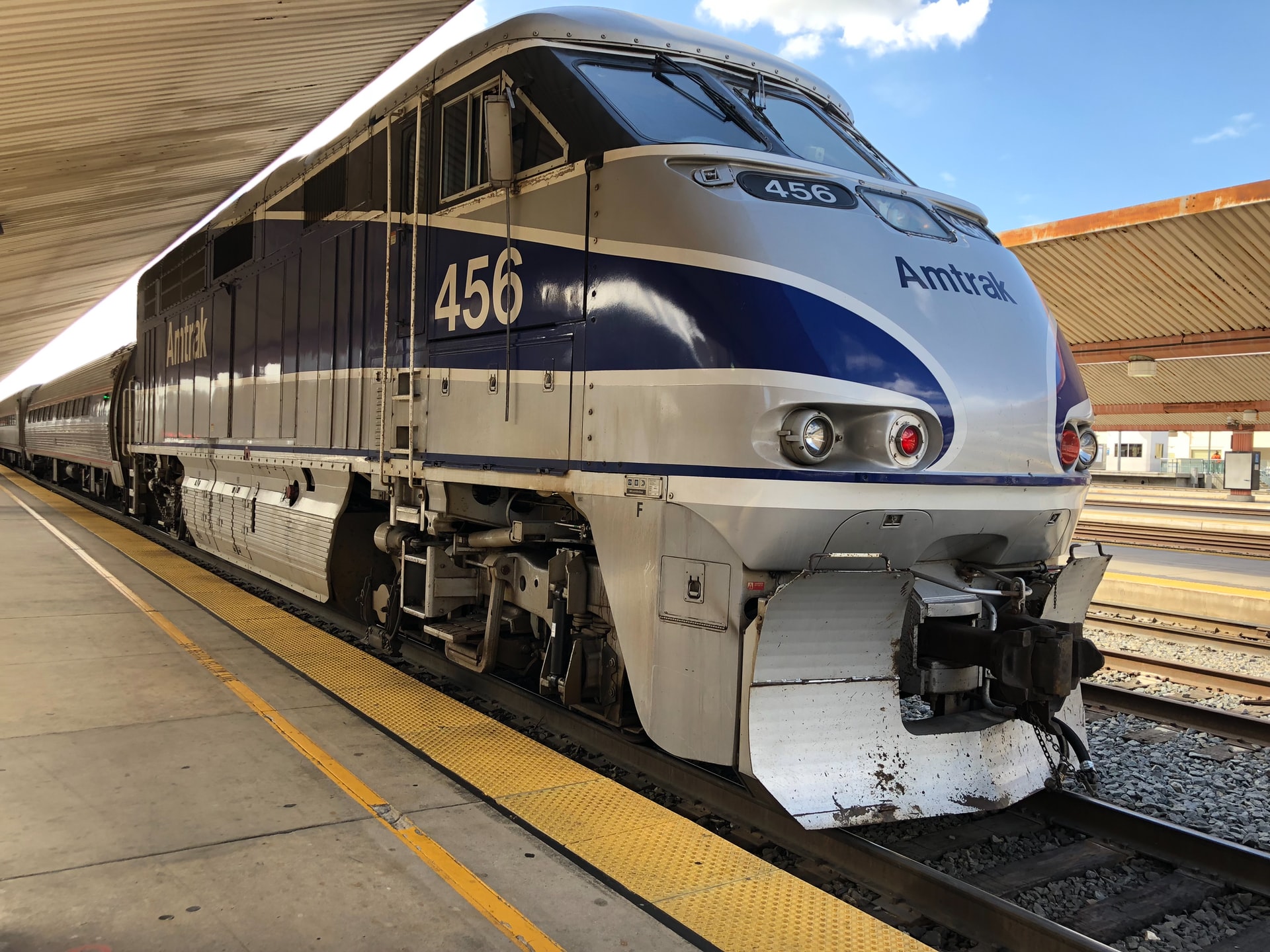 Amtrak train sitting still on the track