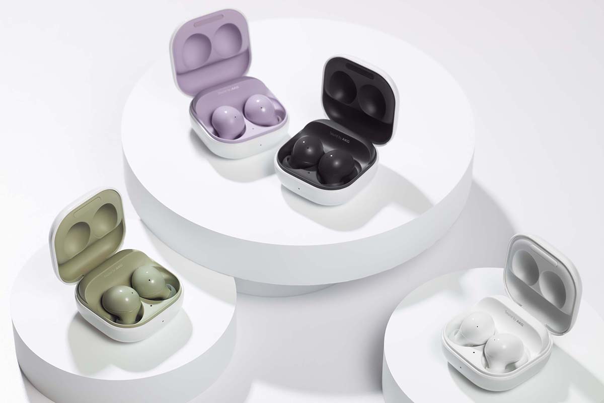 Four styles of the Samsung Galaxy Buds2
