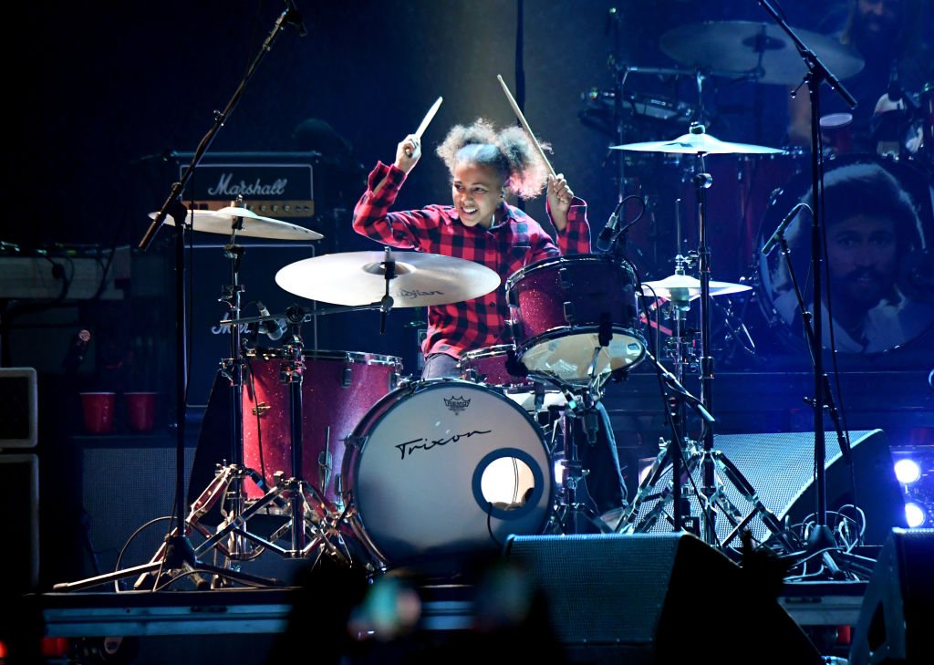 Nandi Bushell with the Foo Fighters