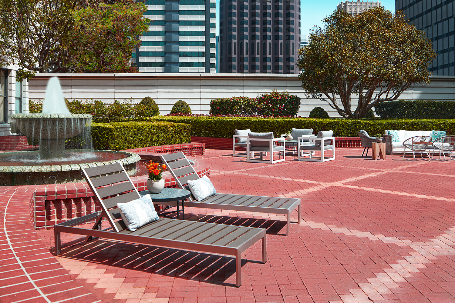 The courtyard terrace