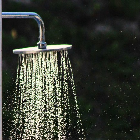 TikTok Users Will Not Stop Peeing in the Shower Despite One Doctor’s Warning