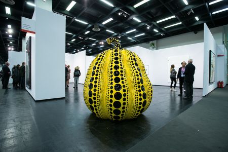 Yayoi Kusama sculpture