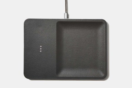 Deal: Save $70 on Courant’s Sleek Wireless Charging Tray