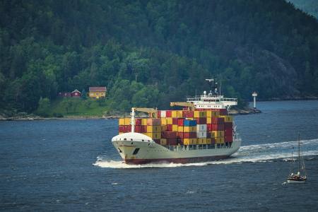 Container ship