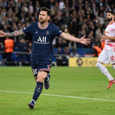 Messi celebrates