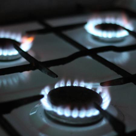 Gas stove