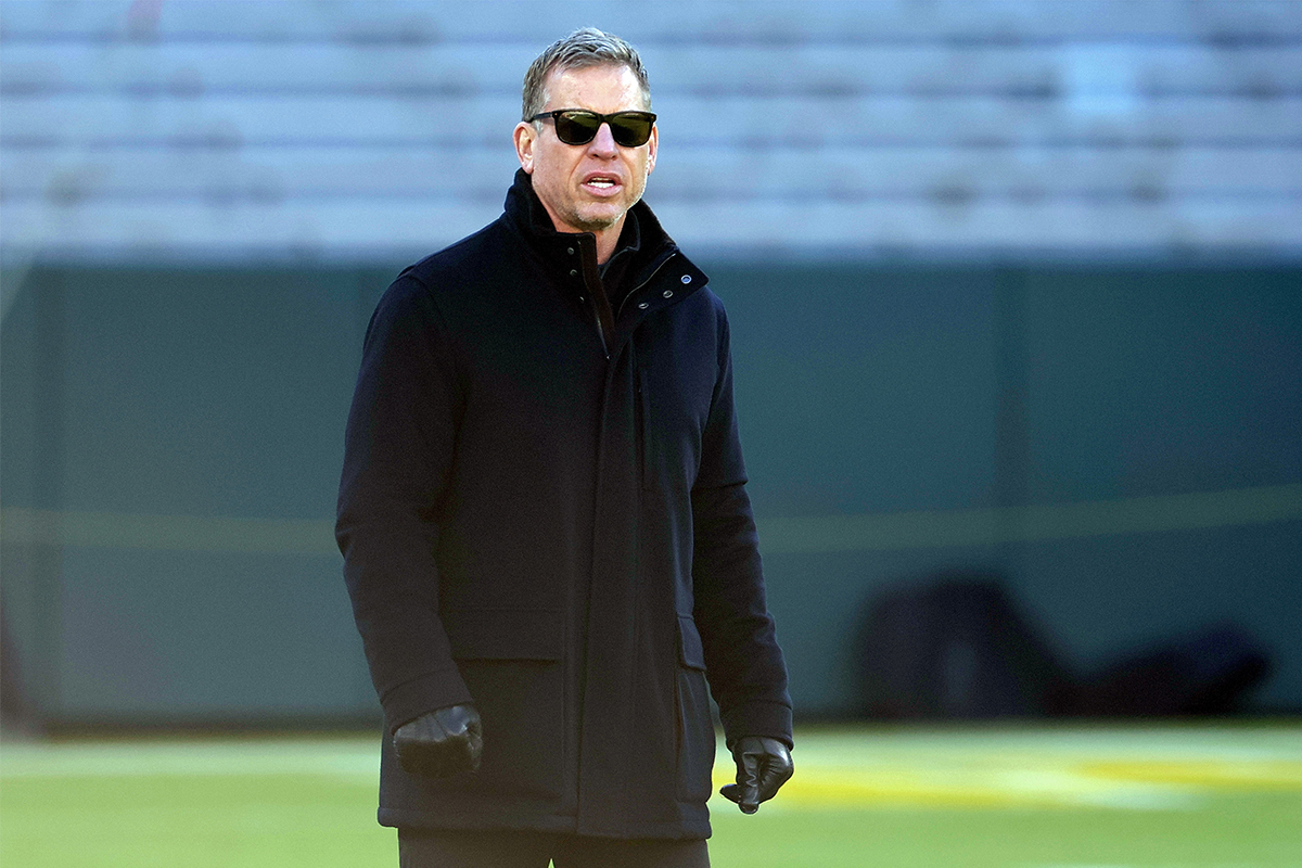 Troy Aikman before a Fox telecast.