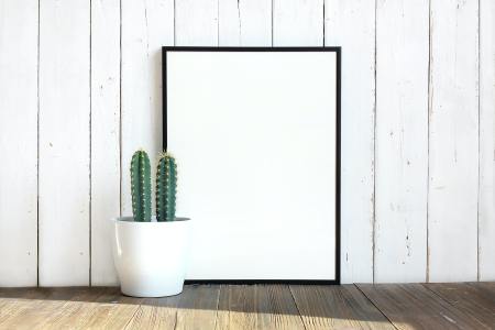 Empty frame