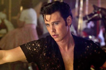 Baz Luhrmann’s “Elvis” Is So Stupid, It Almost Feels Like Parody