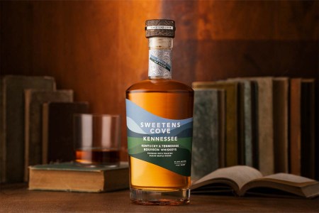 Review: Kennessee Brings Together Two Rival Bourbons (and Peyton Manning)
