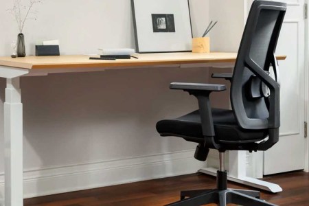 A modern office setup with Branch's Task Chair and Office Desk.
