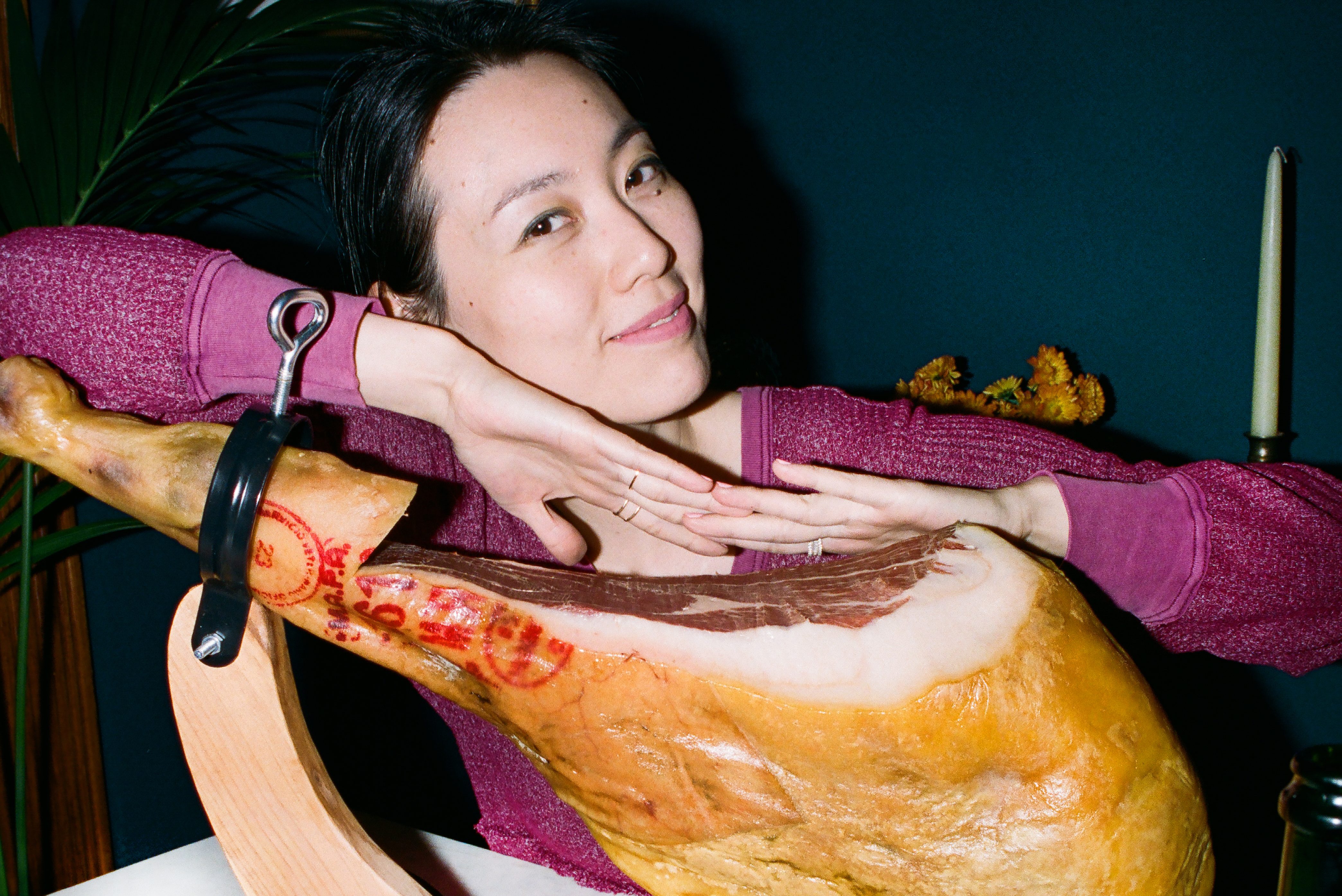 Mercado's jamón comes from a 100% Serrano pig.