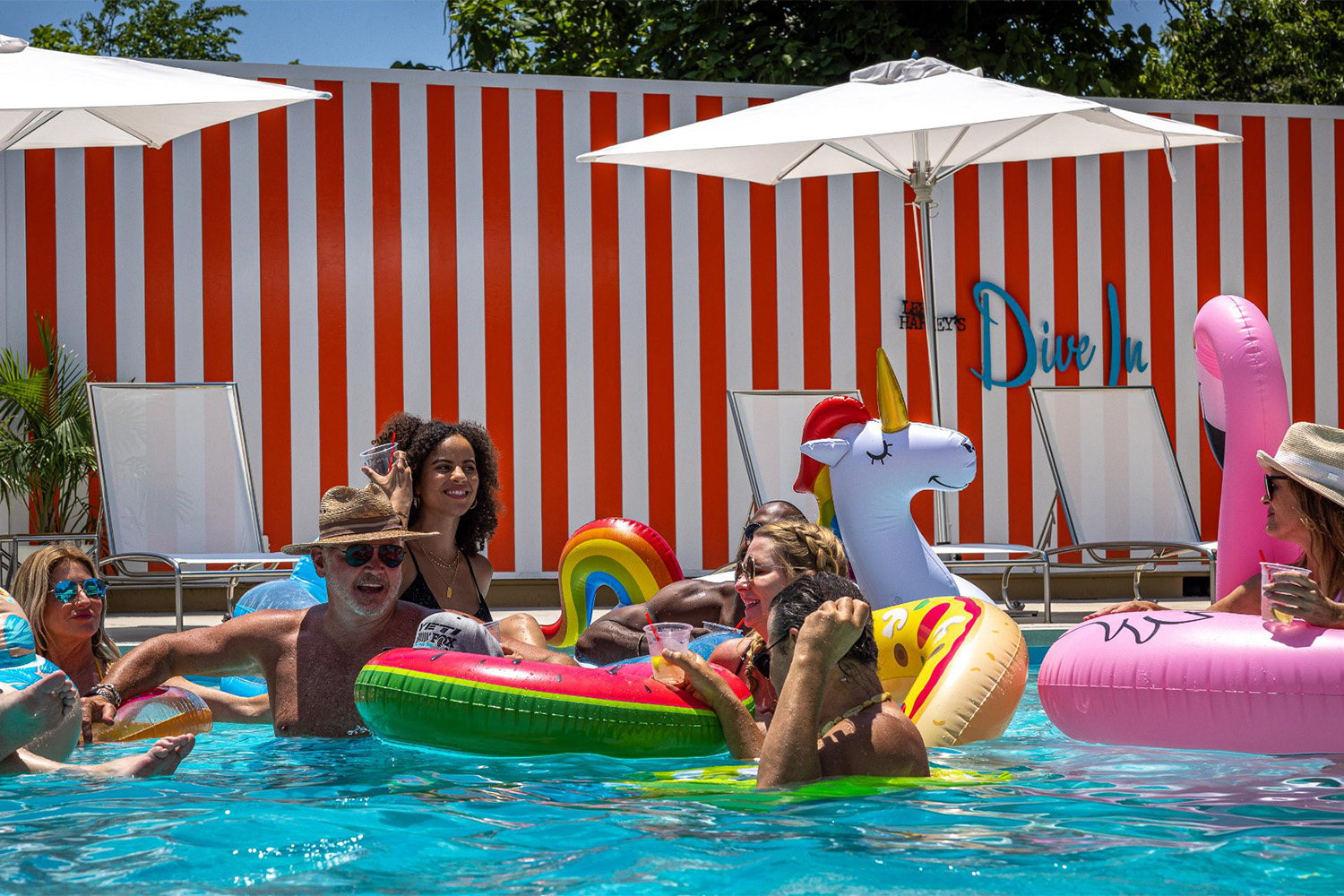 Lee Harvey's Dive In Pool Bar