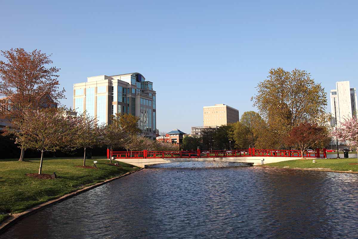 A bridge and building in Huntsville, Alabama