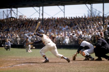 Hank Aaron Rookie Card Sets New Record in Auction