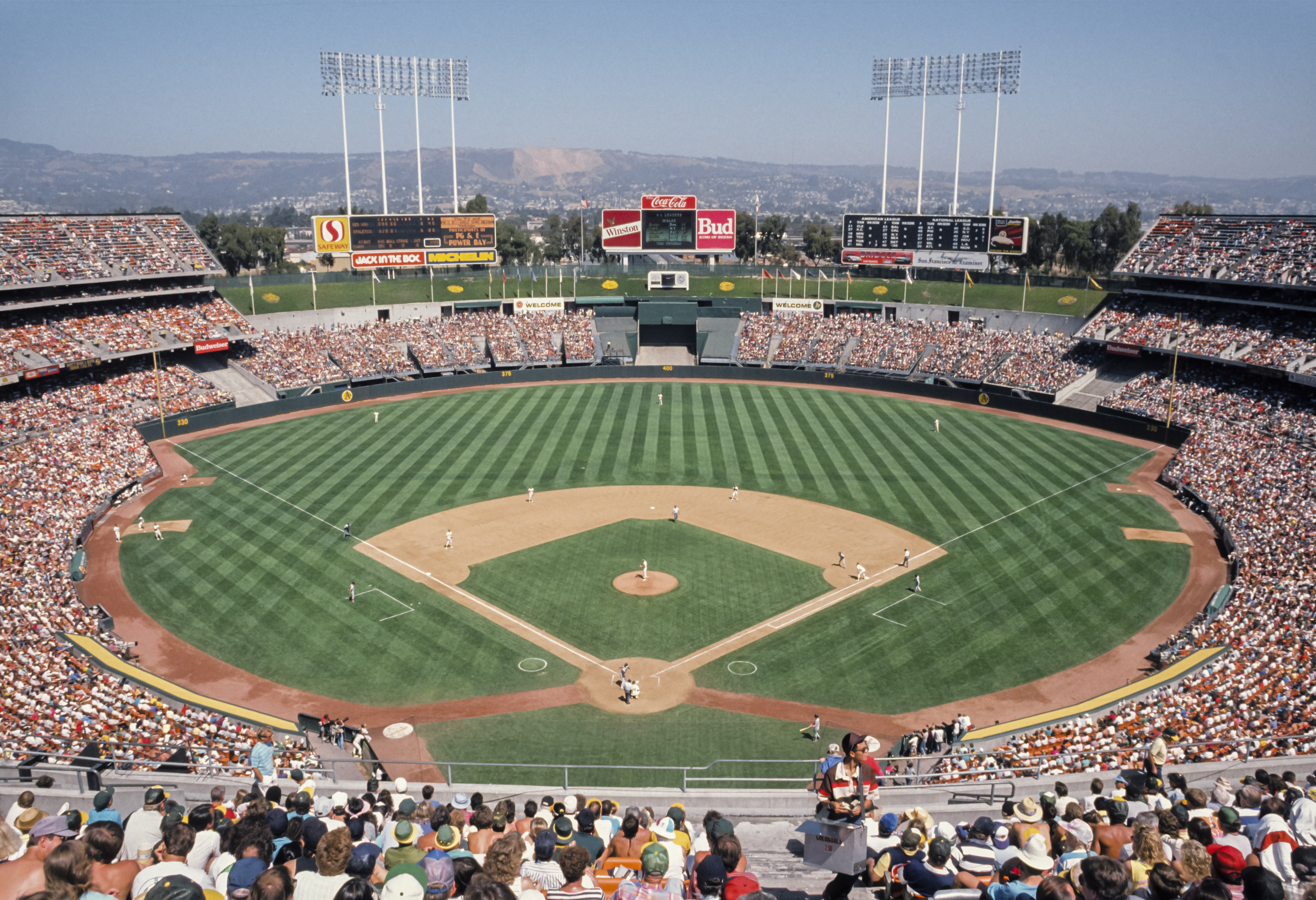 A view of the Oakland Coliseum in 1989.