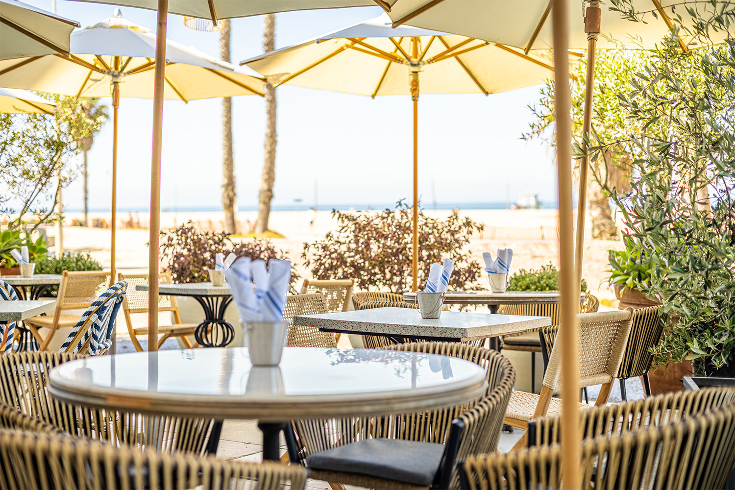Patio del Mar Exterior