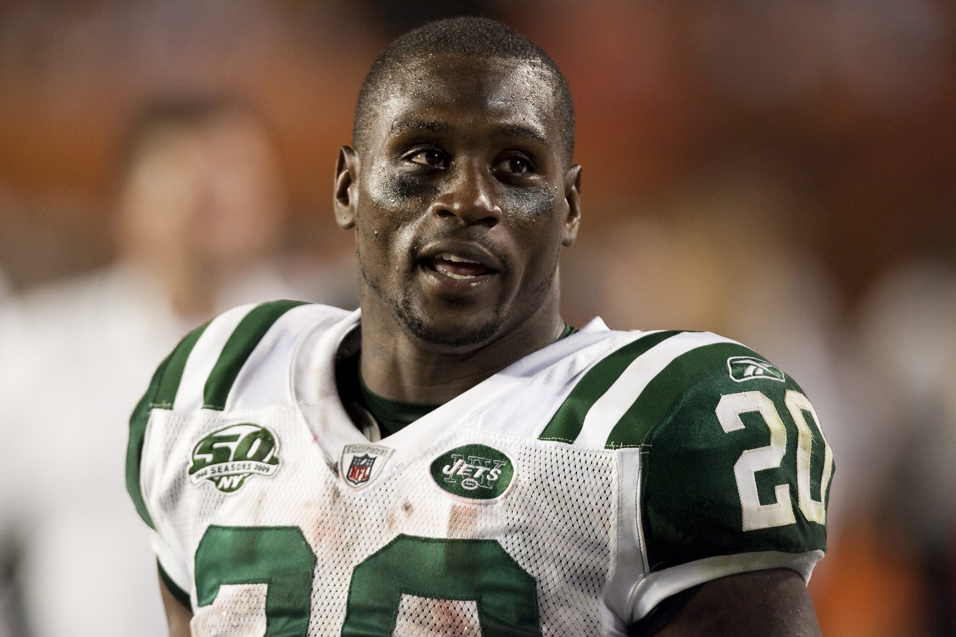 Former NY Jet Thomas Jones on the sideline in 2009.