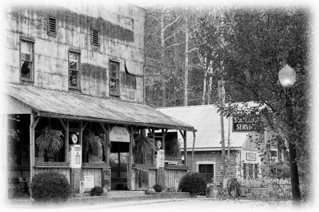 A Definitive Guide to the 13 Most Haunted Hotels in the US
