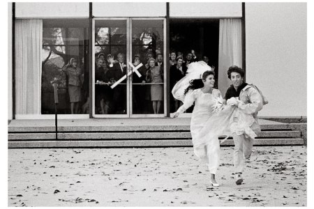 final scene of the graduate running away from the church