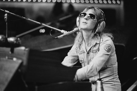 Christine McVie of Fleetwood Mac, in a recording studio in New Haven, Connecticut, USA, October 1975.