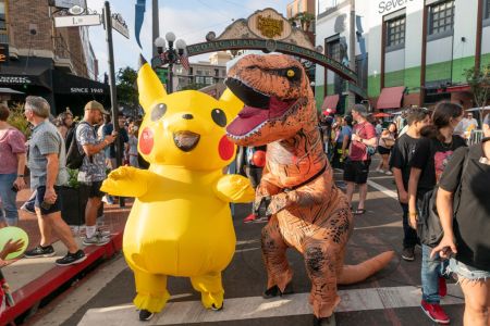Dino cosplay