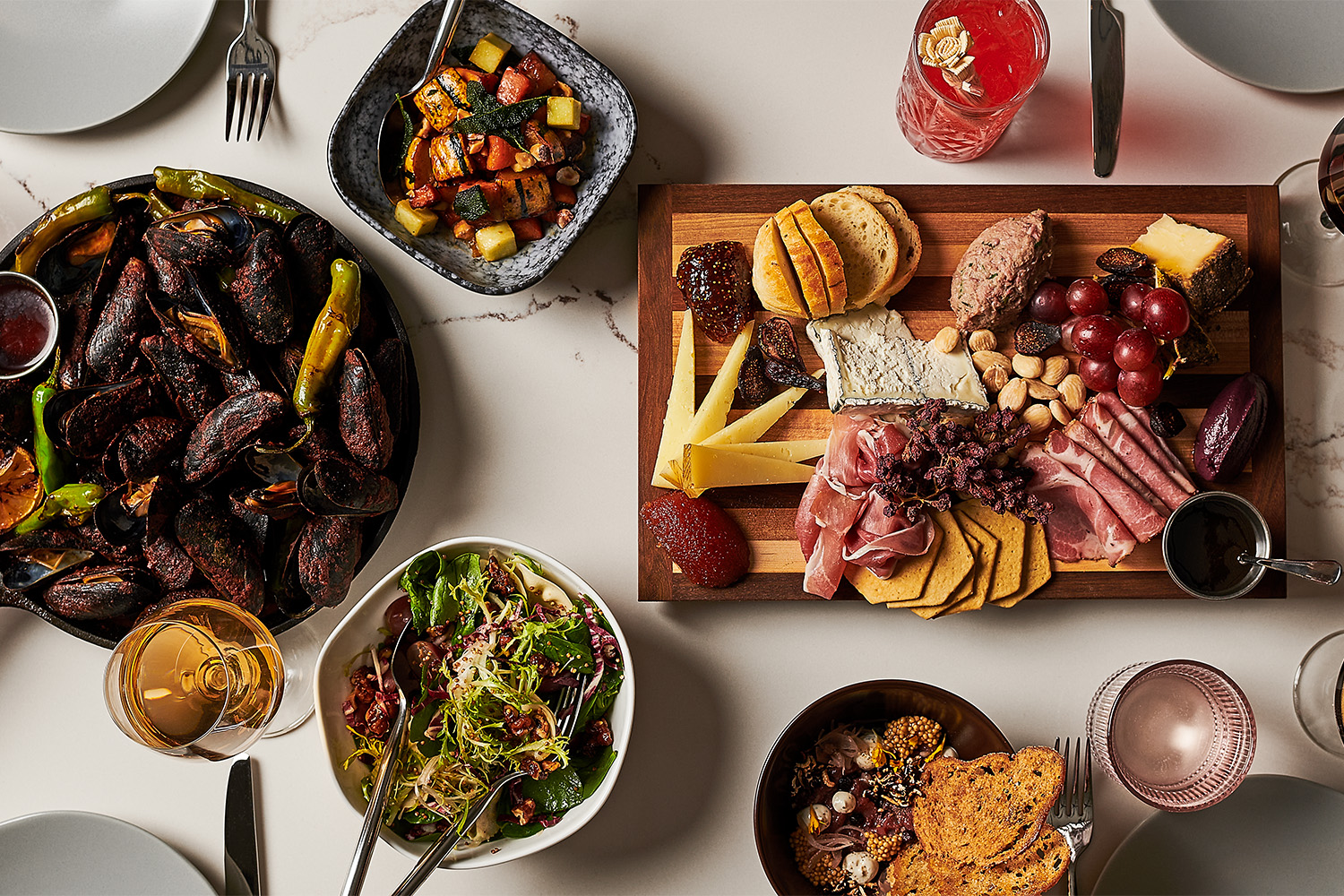 Spread from Liva