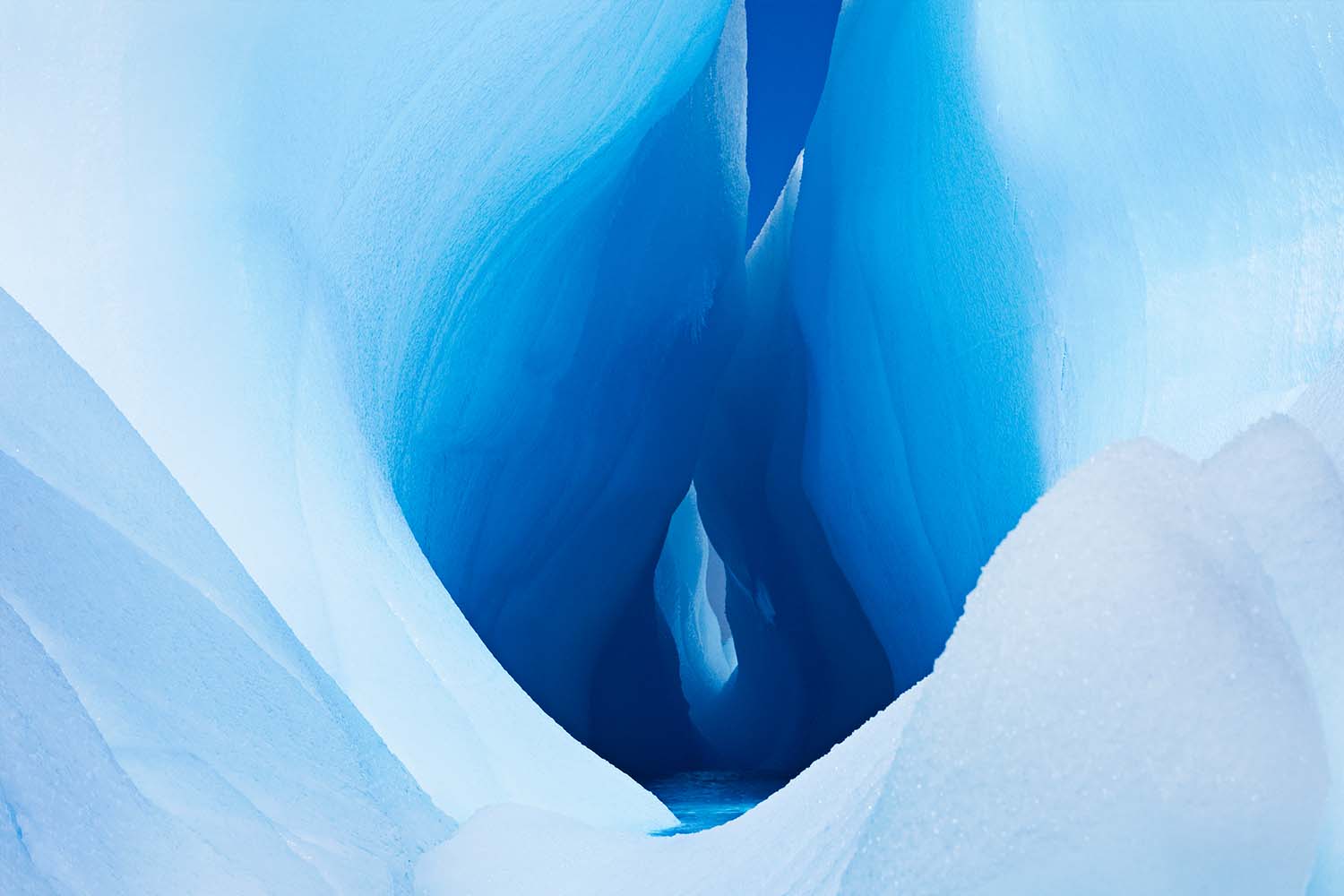 Icebergs and ice formations in the Antarctic