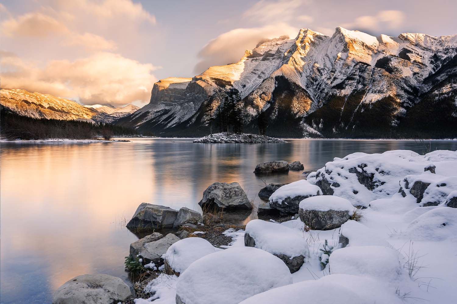 Lake Minnewanka at sunset