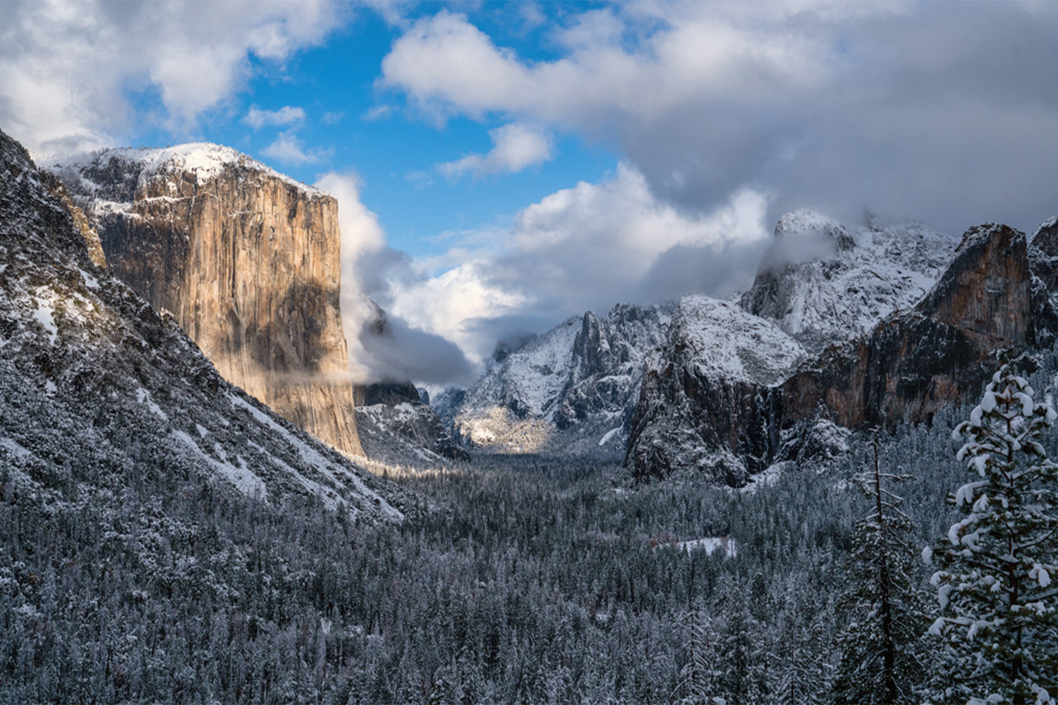 Tunnel View at Yosemite