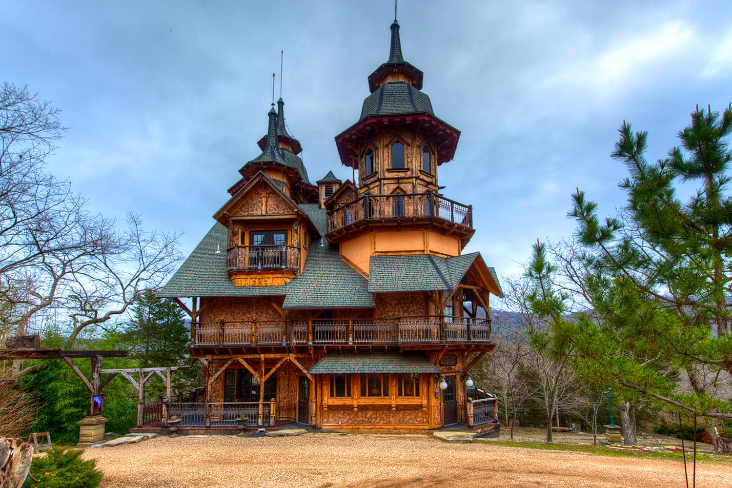 Rogue's Castle