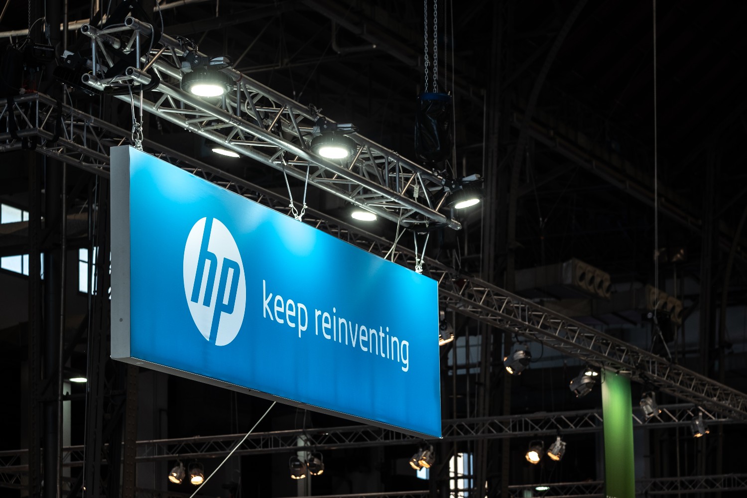HP logo