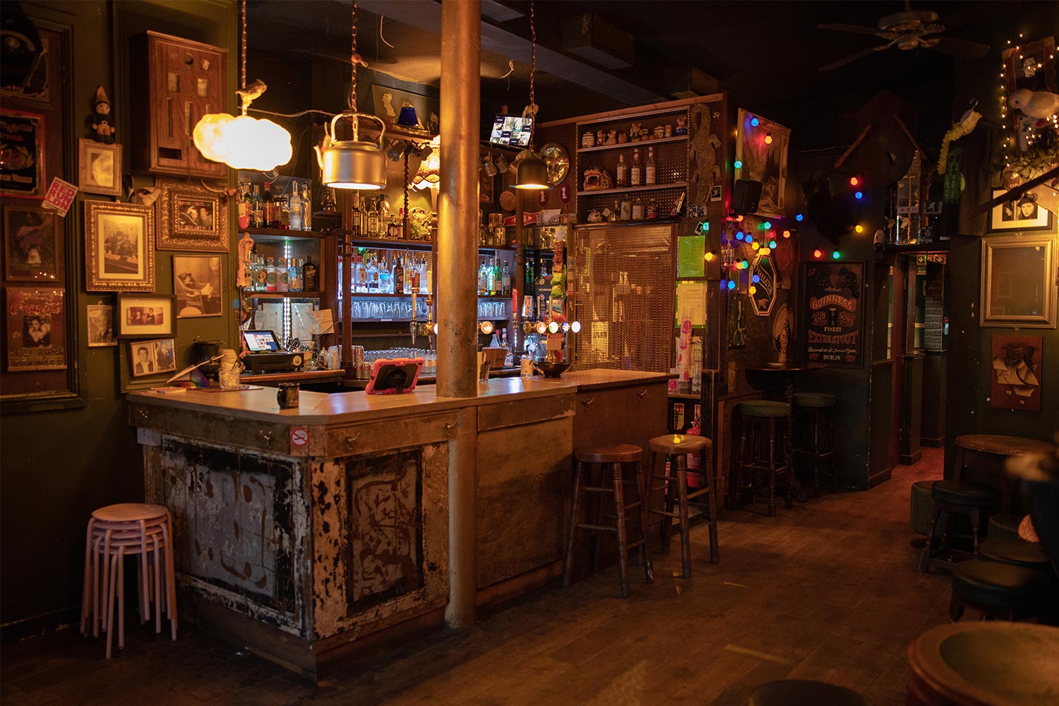 The Queen Adelaide, one of the best bars in London according to Leo Robitschek