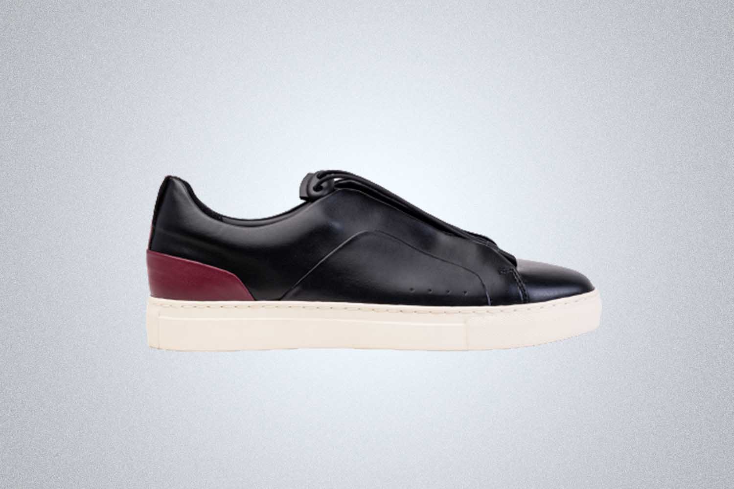 York’s Men’s Low Top Sneaker
