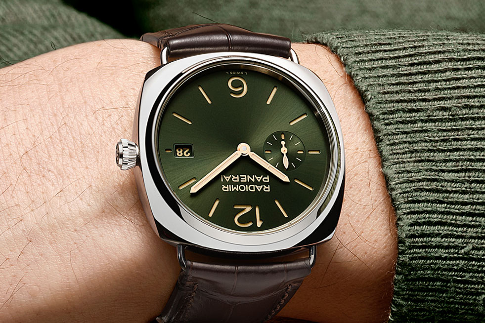 The Panerai Radiomir Quaranta PAM 01386 e-commerce exclusive 1 of 100 timepiece