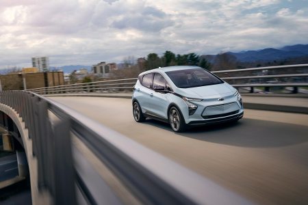 Is GM Making a Big Mistake by Discontinuing the Chevy Bolt?
