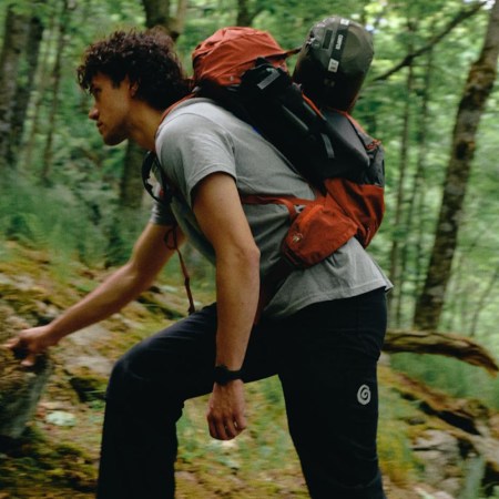 A model wearing ostrya gear hiking